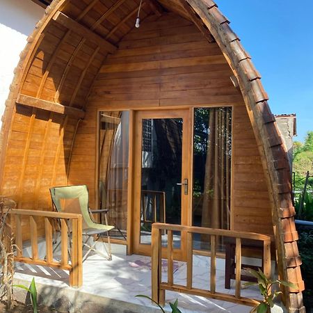 Dikaloha Surfschool And Stay Airsatang エクステリア 写真