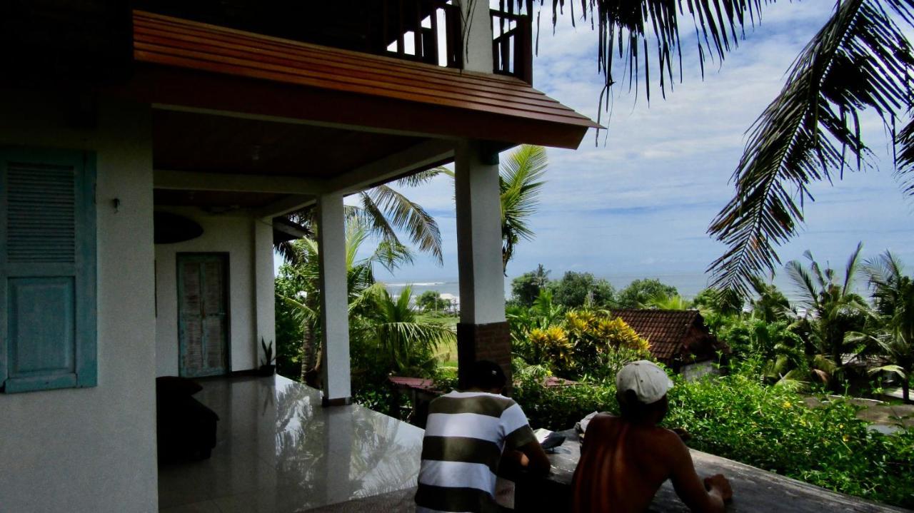 Dikaloha Surfschool And Stay Airsatang エクステリア 写真