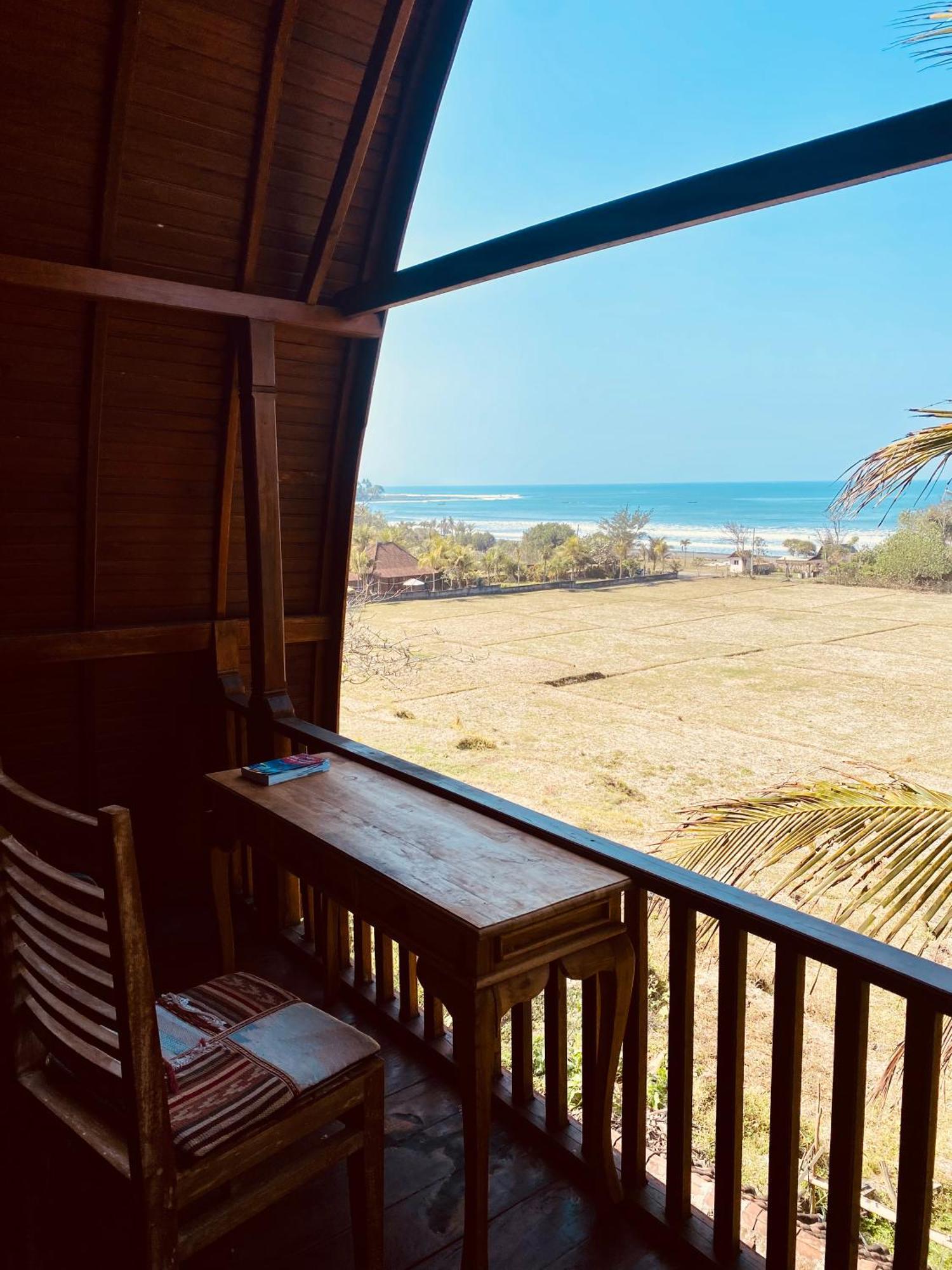 Dikaloha Surfschool And Stay Airsatang エクステリア 写真